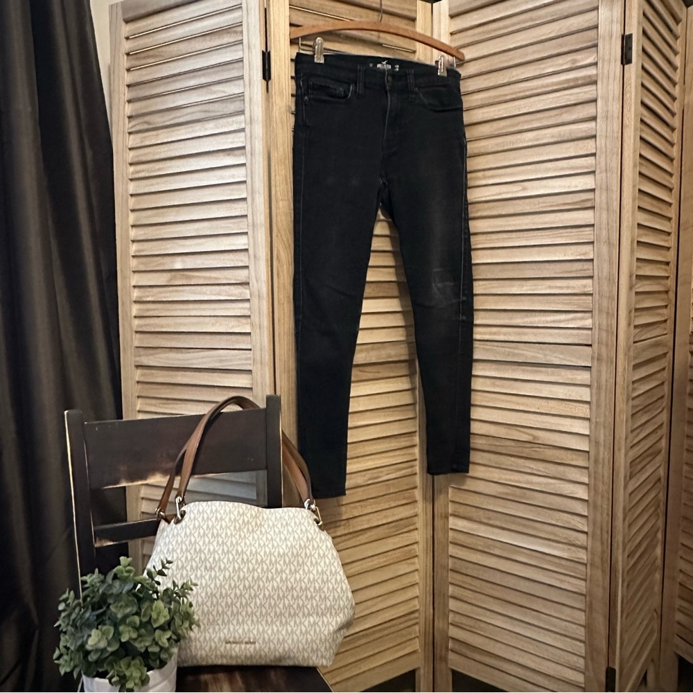 Hollister Women's Black Skinny Jeans